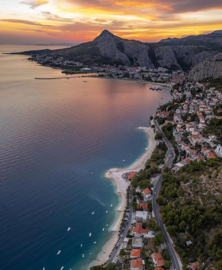 Apartment Zadoda Omis Exterior photo