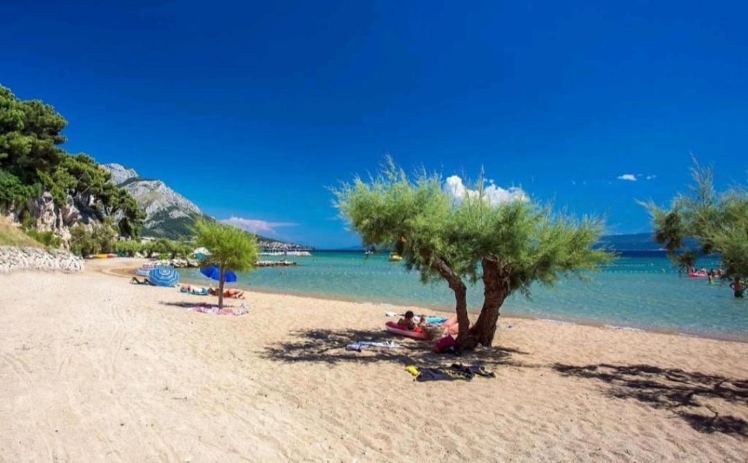 Apartment Zadoda Omis Exterior photo