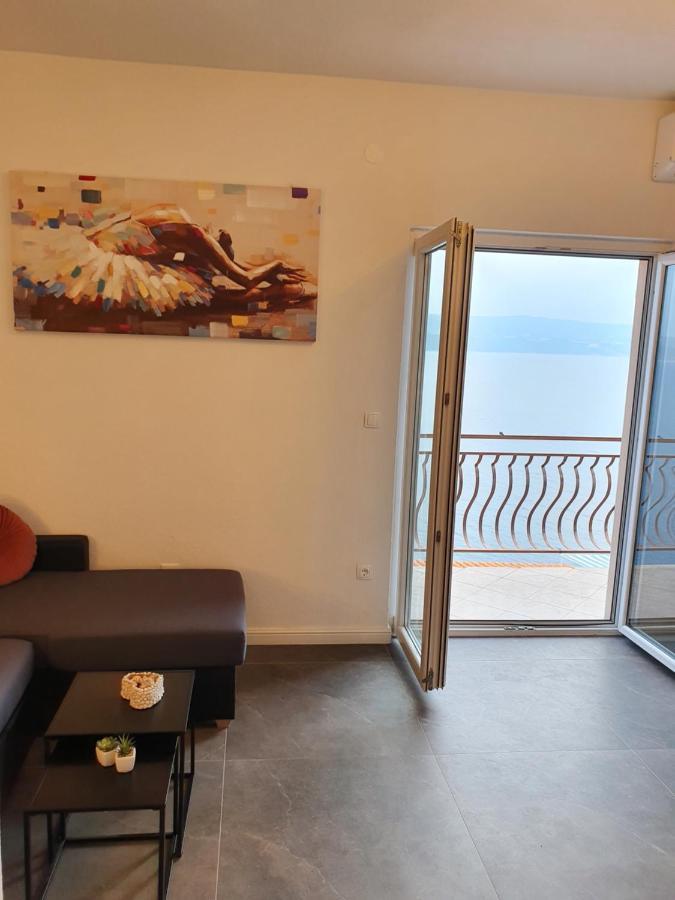 Apartment Zadoda Omis Exterior photo